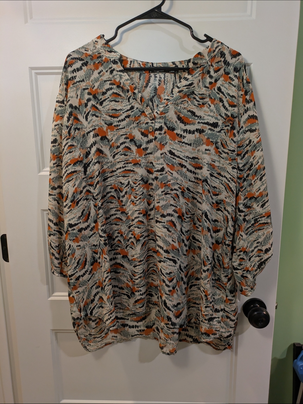Cure Women’s Cream and Rust Printed V-Neck Blouse